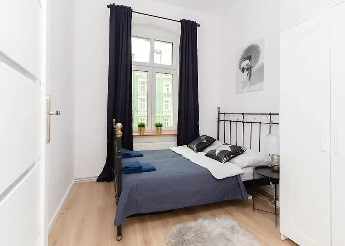 Sydonia - Wojska Polskiego Διαμέρισμα